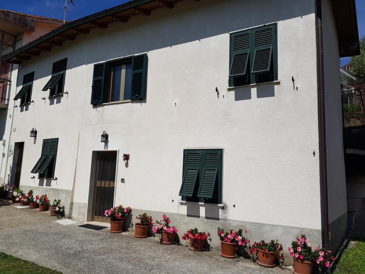Villa Casa Luigina à Vezzola Extérieur photo