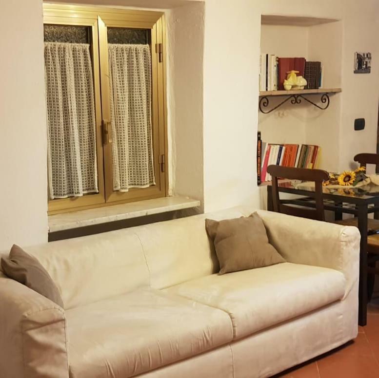 Villa Casa Luigina à Vezzola Extérieur photo