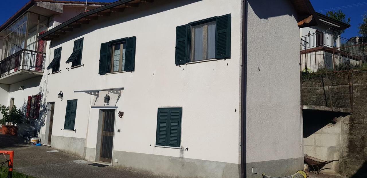 Villa Casa Luigina à Vezzola Extérieur photo