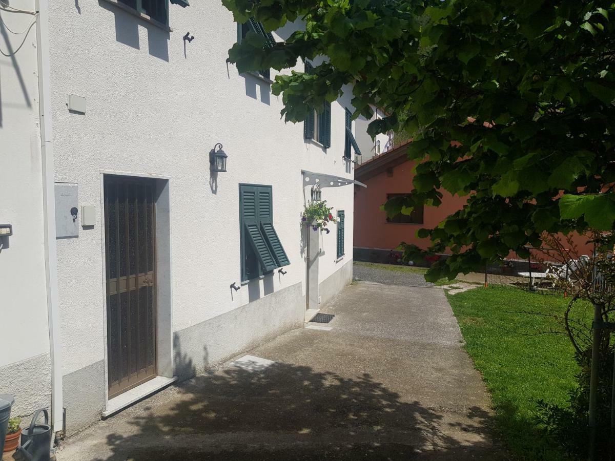 Villa Casa Luigina à Vezzola Extérieur photo